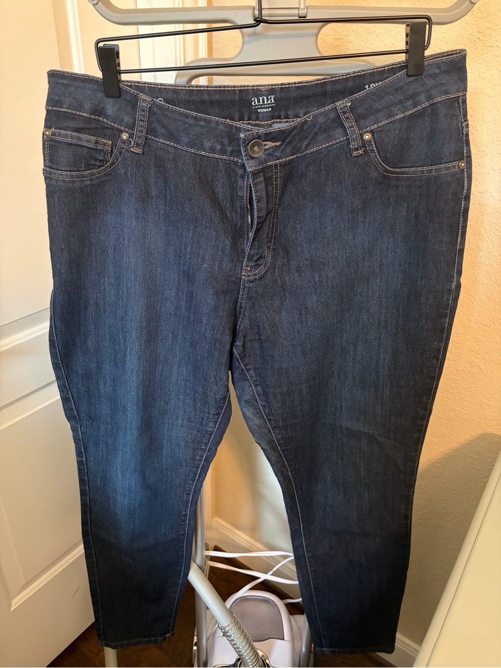 a.n.a Dark Blue Cropped Women's Jeans - Ankle Length